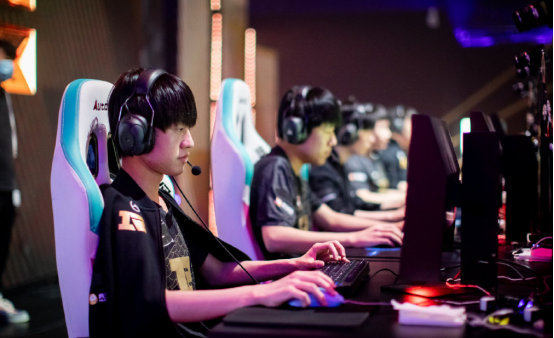 奠定了基础 奠定了基础