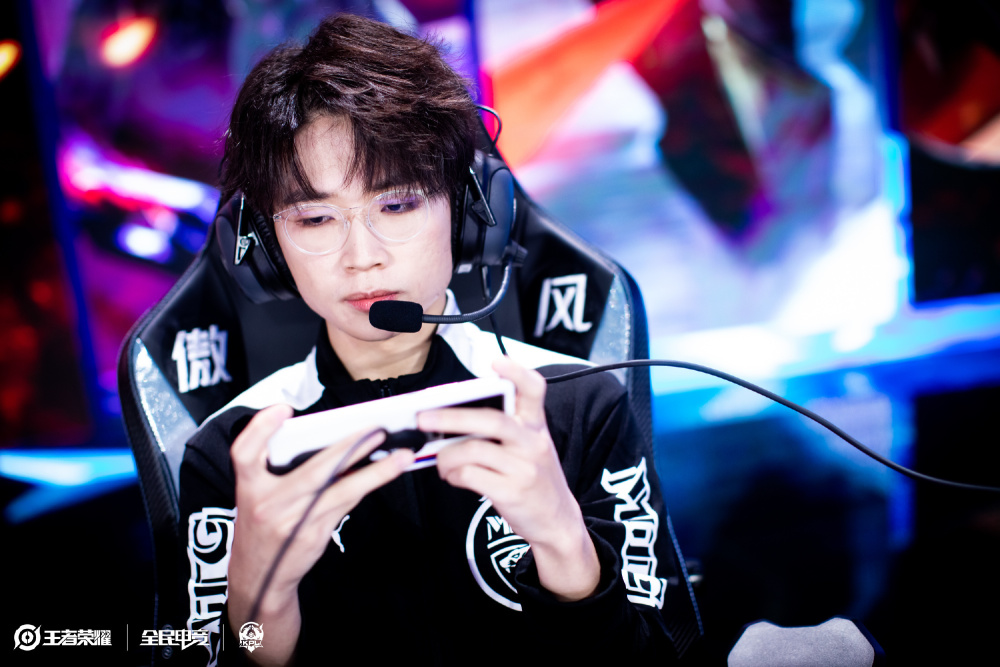 莫布利17+8班凯罗26分 骑士狂胜魔术豪取8连胜_篮板_助攻_NBA.